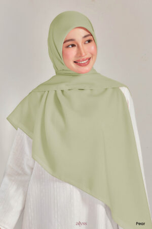 Alternative view of Suri - Pear