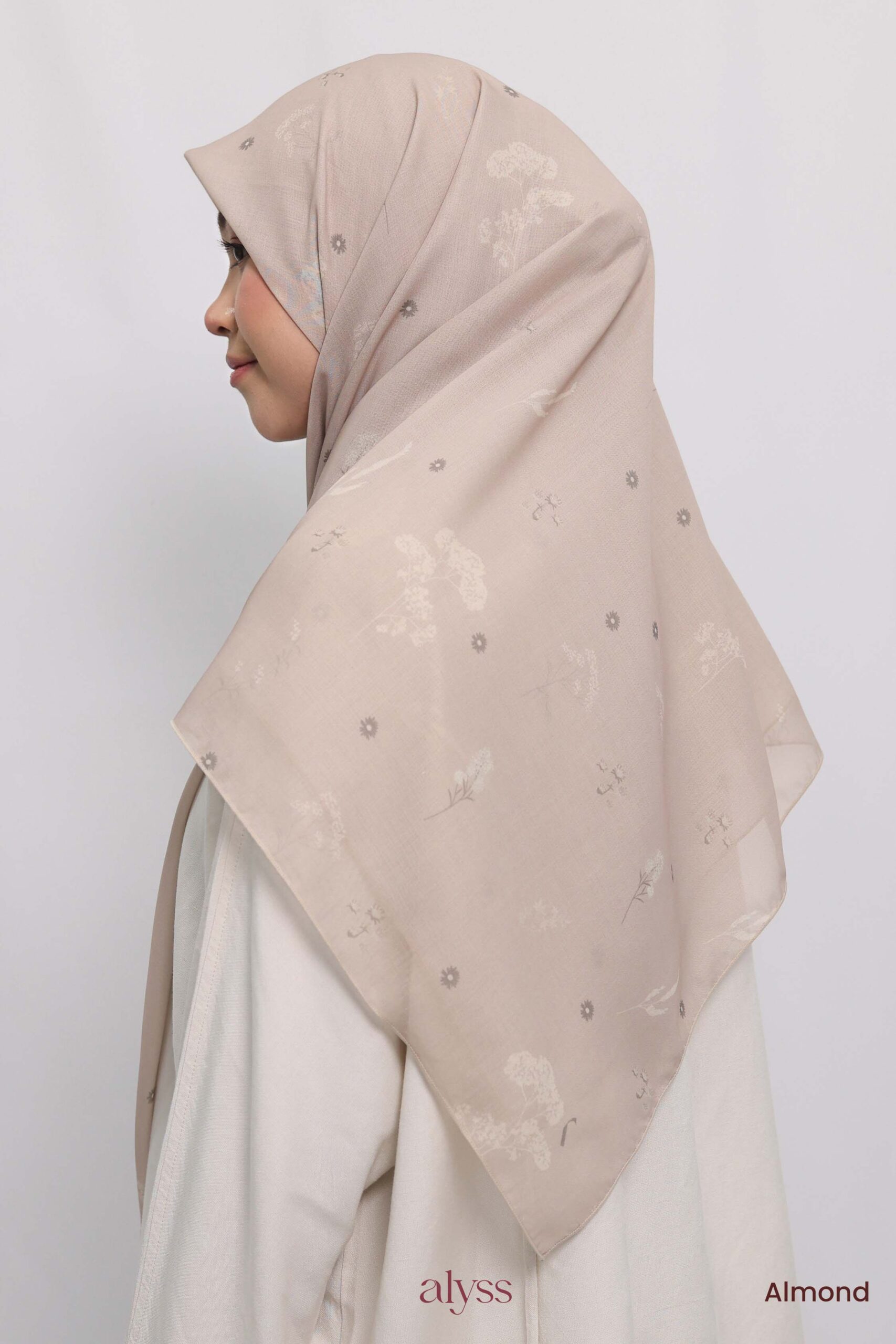 Ruhi - Almond - Image 3