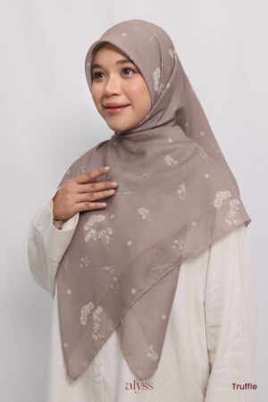 Alternative view of Ruhi - Truffle