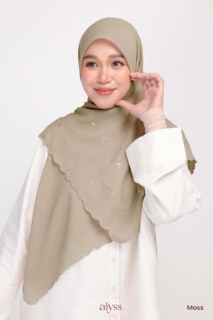 Alternative view of Blumea - Moss