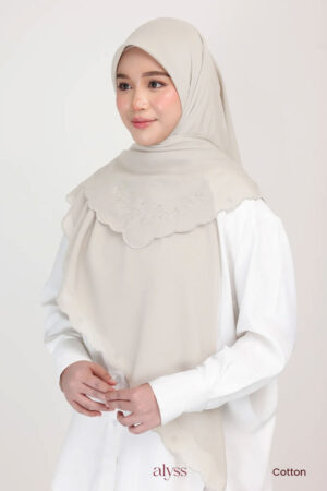 Alternative view of Molek III - Cotton