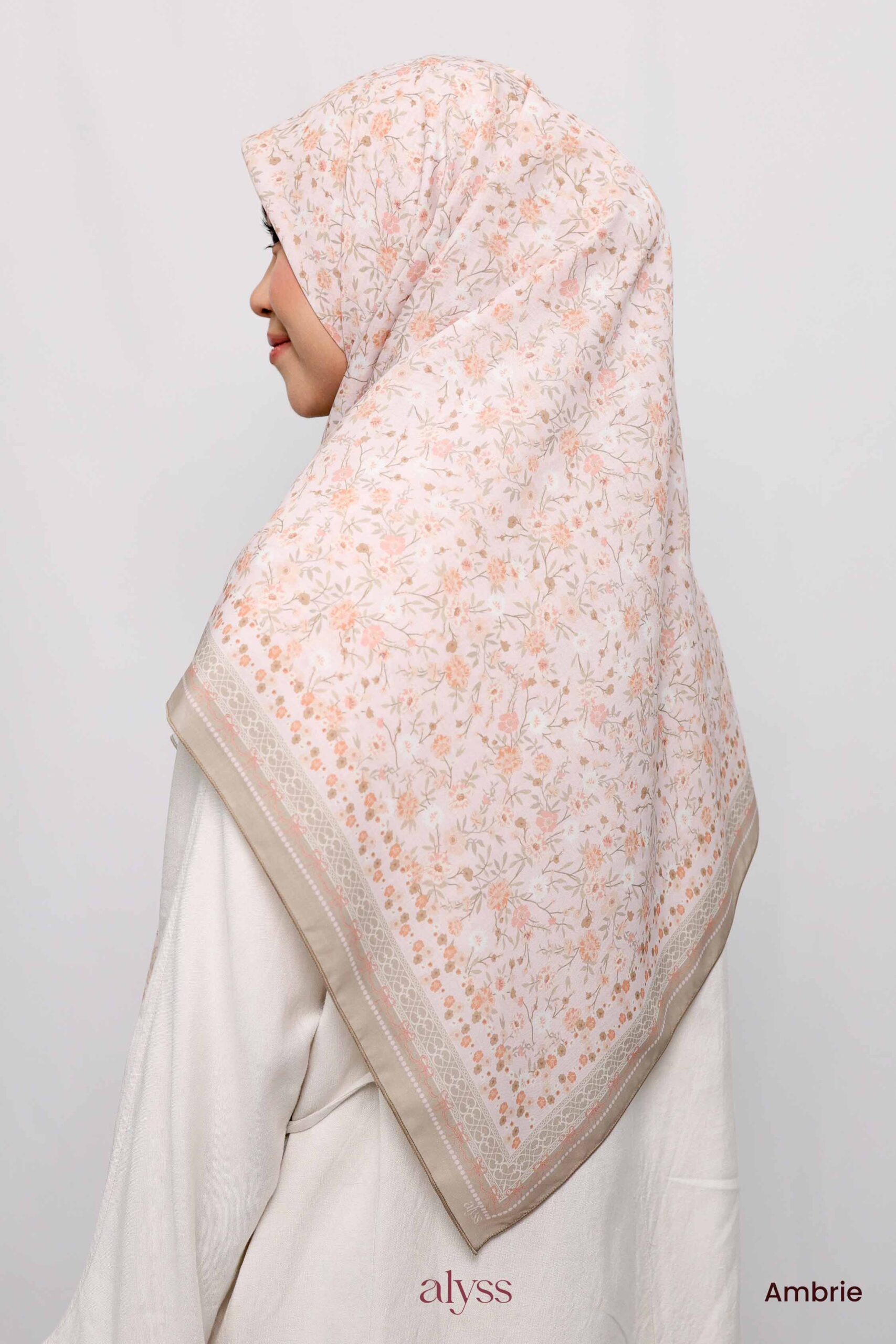 Vintage III - Ambrie - Image 3