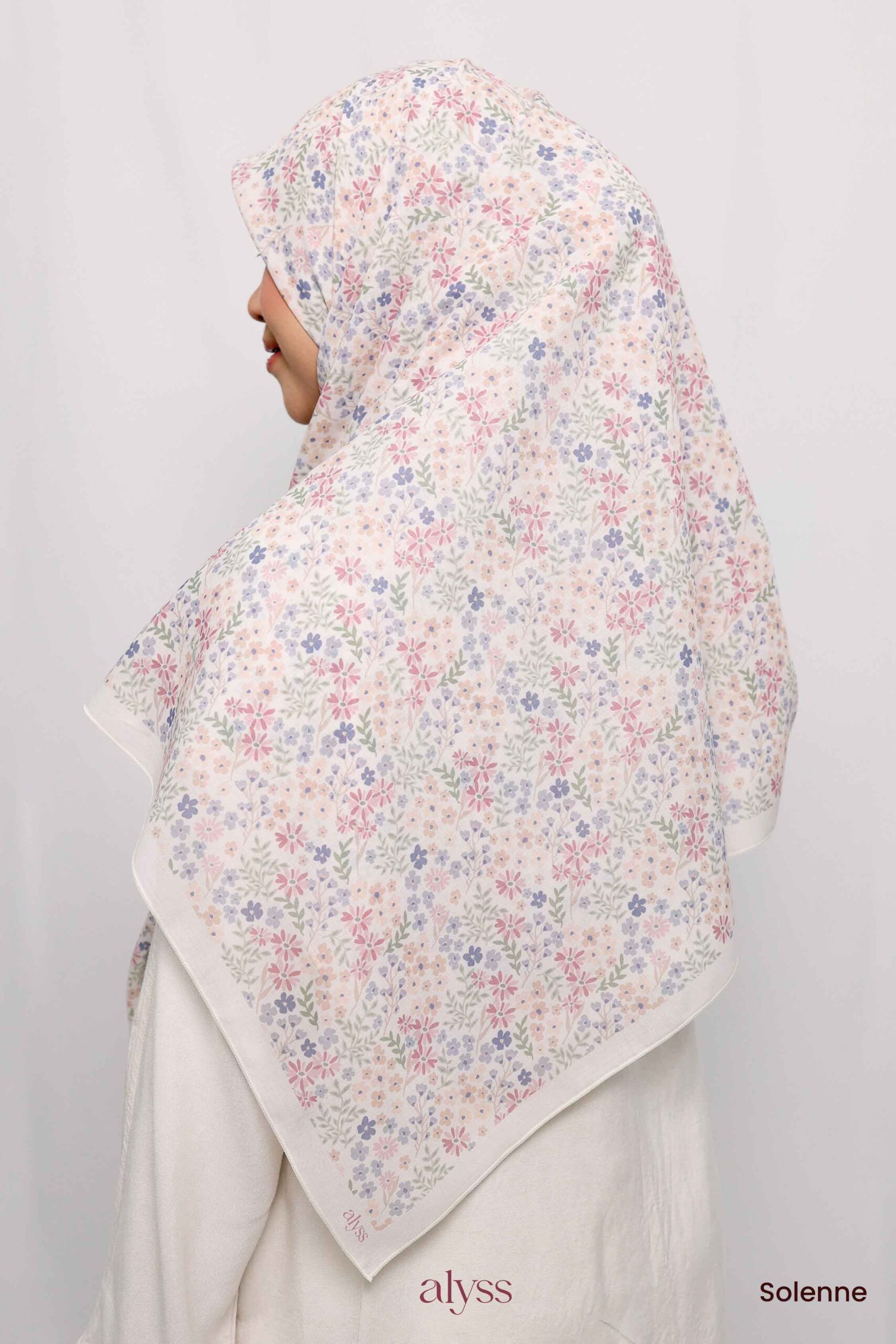 Vintage III - Solenne - Image 3