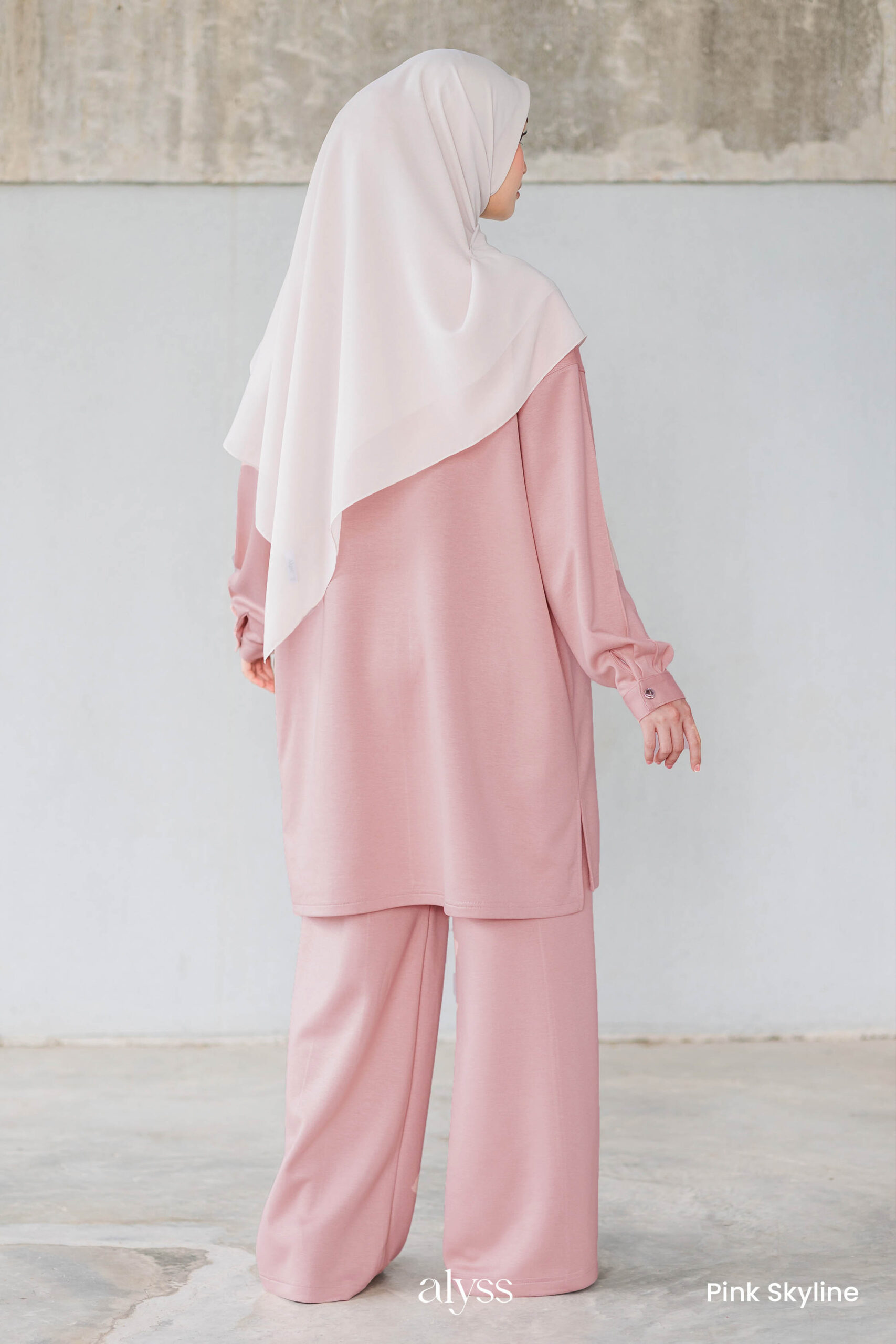 Sofie - Pink Skyline - Image 2