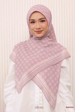 Alternative view of Anisa - Samira