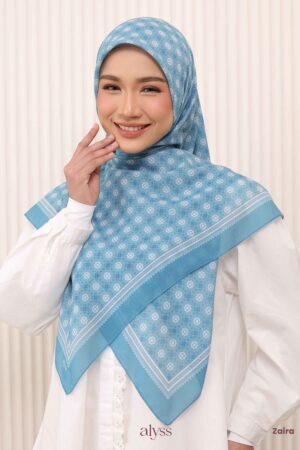 Alternative view of Anisa - Zaira