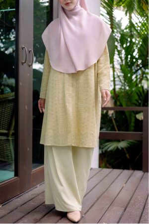 Alternative view of Sari - Matcha