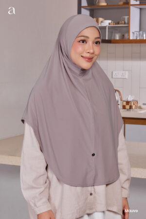 Alternative view of Leesa- Mauve